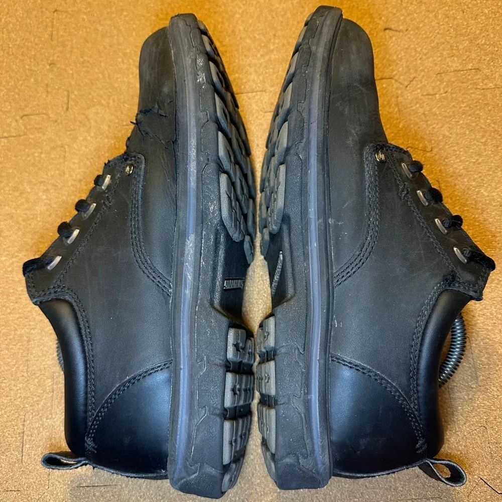Skechers Relaxed Fit Memory Foam Black Leather‎ Work Shoes Mens 9.5 SN 64260